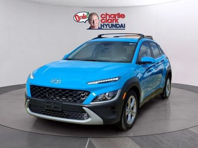 Used 2022 Hyundai Kona SEL w/ Convenience Package