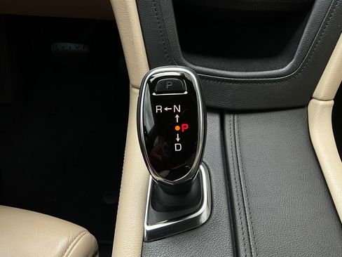 Used 2018 Cadillac XT5 Luxury w/ Driver Awareness Package image 27