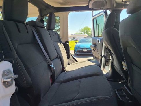 Used 2024 Jeep Wrangler Unlimited w/ Dual Top Group AWD/4WD image 23