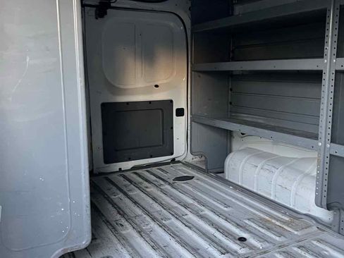 Used 2016 Nissan NV200 SV w/ Technology Package image 16