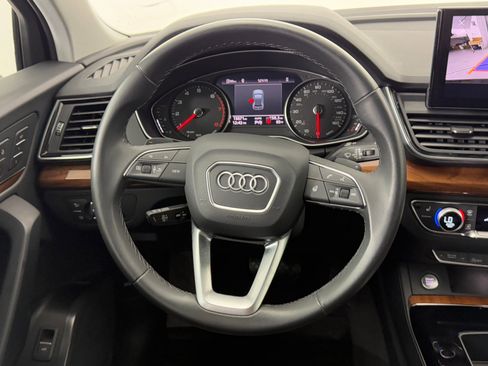 Certified 2023 Audi Q5 2.0T Premium w/ Convenience Package image 17