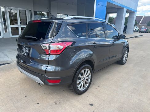 Used 2018 Ford Escape Titanium FWD image 7
