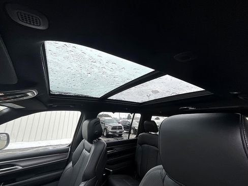 New 2026 Jeep Grand Wagoneer Limited image 15