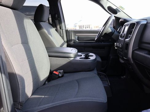 Used 2024 RAM 1500 Classic Warlock image 9