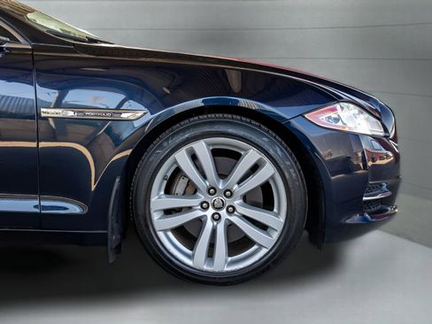Used 2012 Jaguar XJ L RWD image 10
