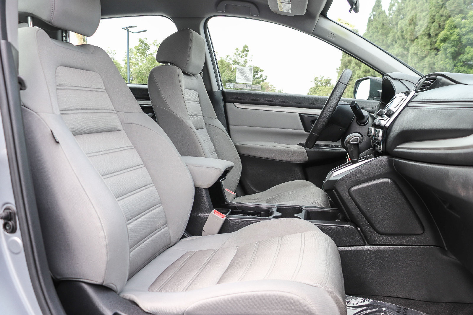 Used 2019 Honda CR-V LX image 17