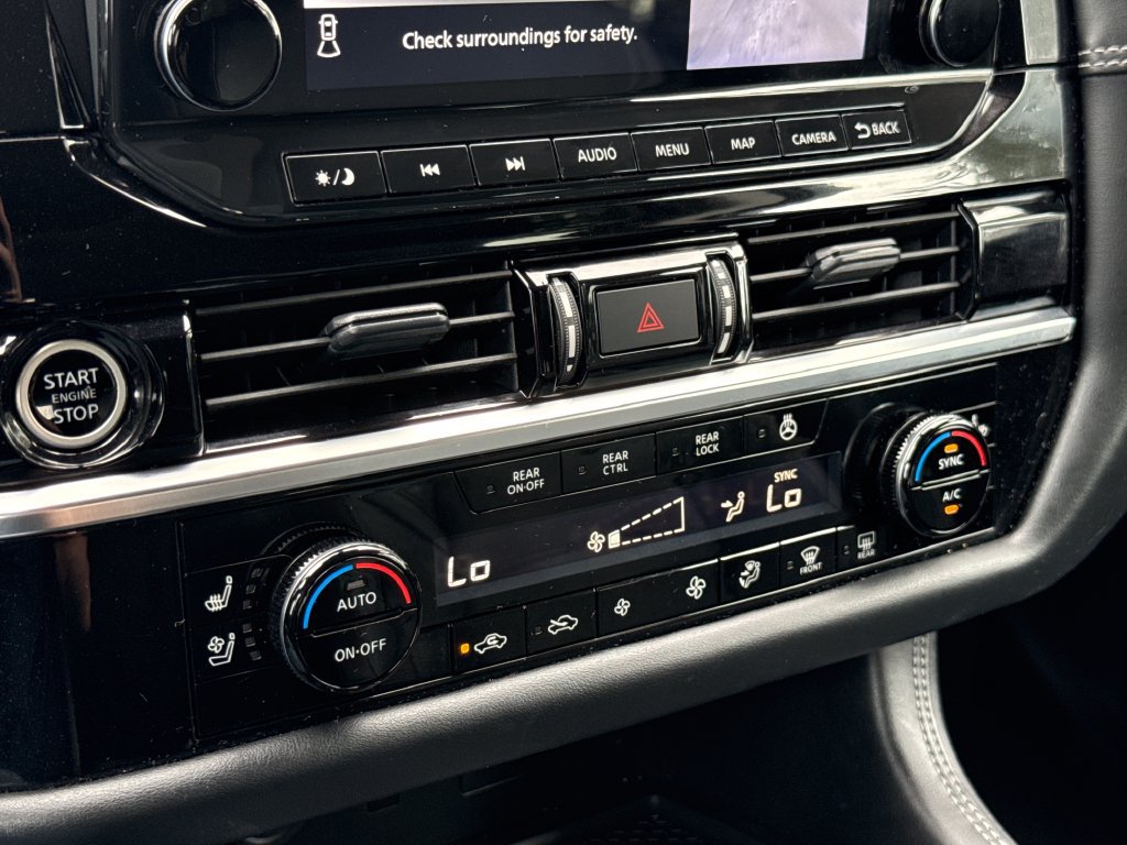 Used 2023 Nissan Pathfinder Platinum FWD image 23