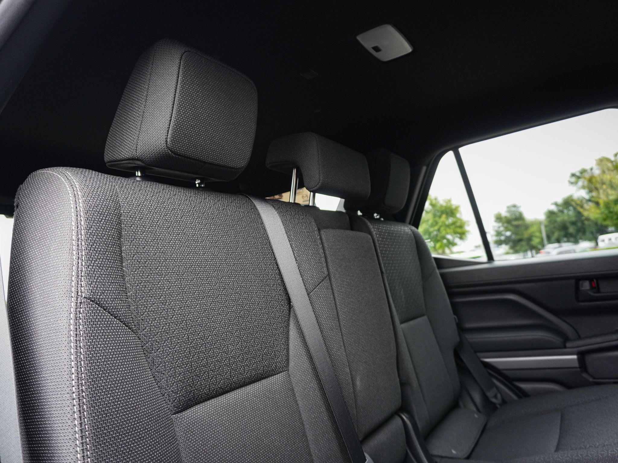 Used 2025 Toyota 4Runner SR5 RWD image 33