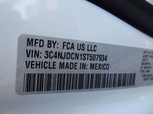 Used 2025 Jeep Compass Limited AWD/4WD image 44