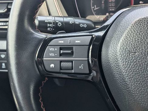Used 2024 Honda Pilot TrailSport image 23