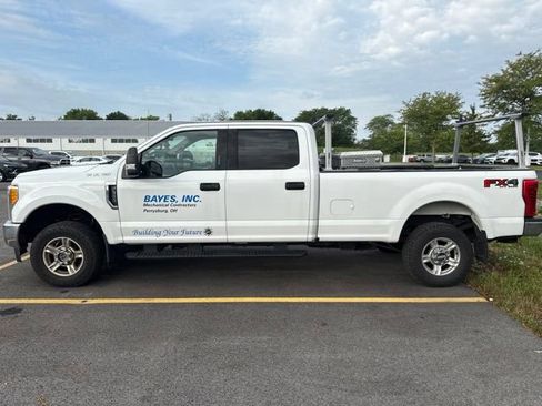 Used 2017 Ford F350 XLT w/ XLT Value Package AWD/4WD image 3