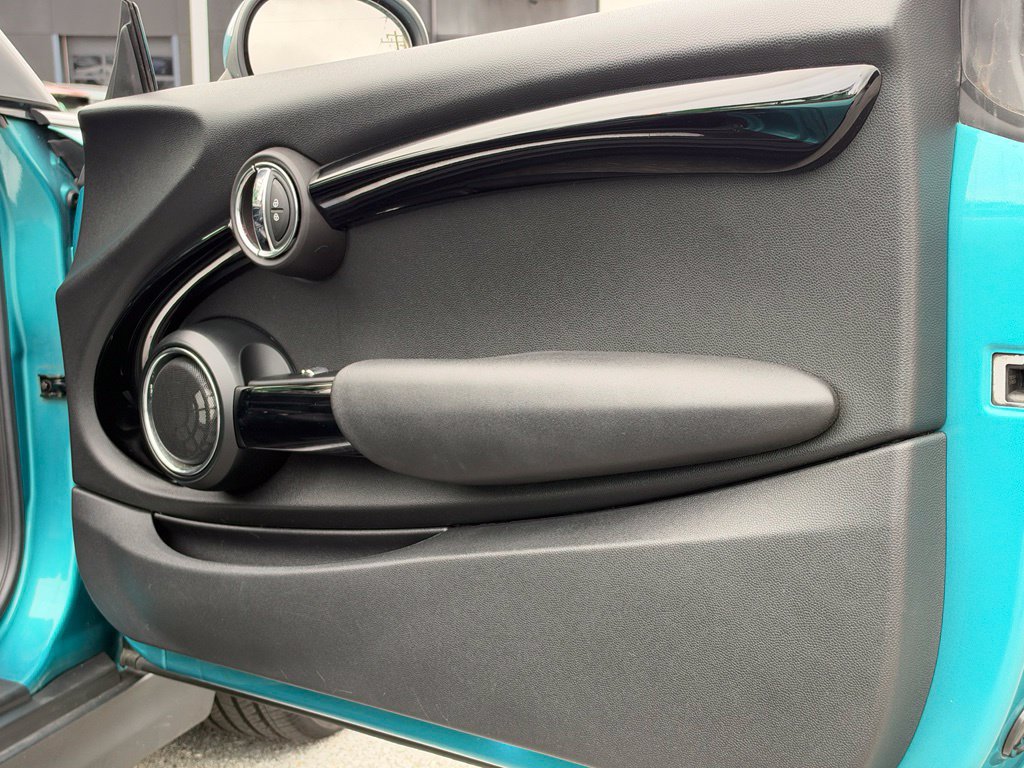 Used 2018 MINI Cooper S FWD image 35