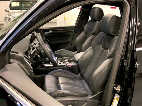 Used 2022 Audi SQ5 Premium Plus image 7