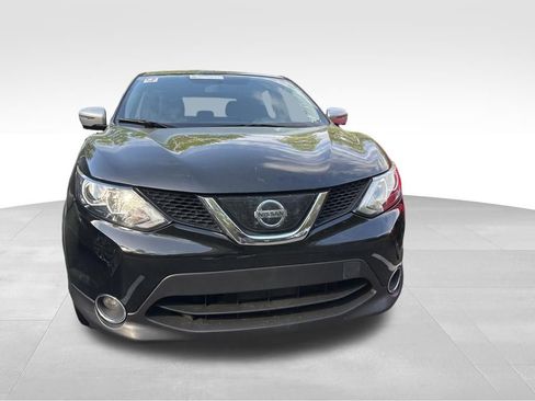 Used 2019 Nissan Rogue Sport S image 5
