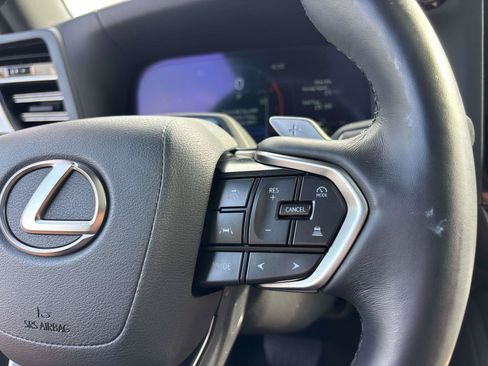 Used 2024 Lexus GX 550 w/ Accessory Package (Z1) AWD/4WD image 22