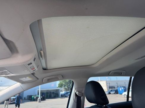Used 2015 Volkswagen Golf TDI SEL image 12