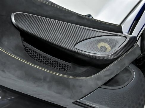 Used 2020 McLaren 600LT Spider RWD image 17