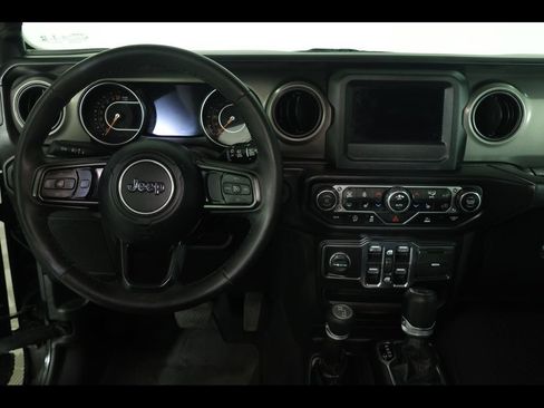 Used 2022 Jeep Wrangler Unlimited Sport AWD/4WD image 13