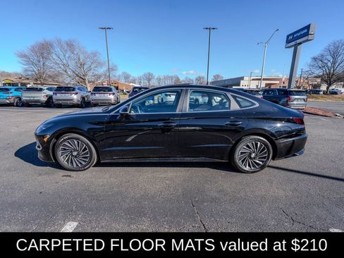 Certified 2023 Hyundai Sonata Limited w/ Cargo Package image 4