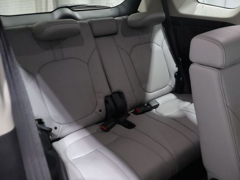 Used 2025 Honda Pilot EX-L image 21