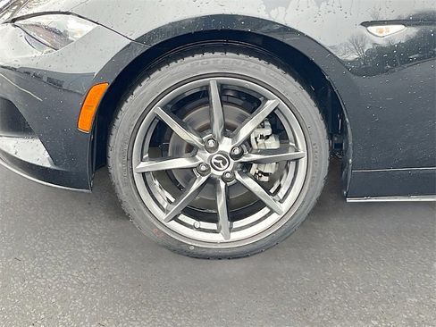 Used 2019 MAZDA MX-5 Miata RF Grand Touring image 22