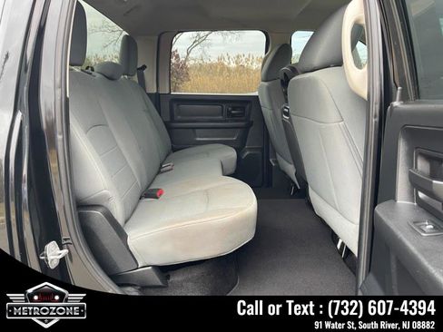 Used 2014 RAM 1500 Express w/ Black Ram 1500 Express Group image 22