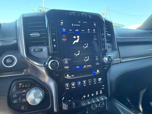 Used 2020 RAM 1500 Limited w/ Black Appearance Package AWD/4WD image 28