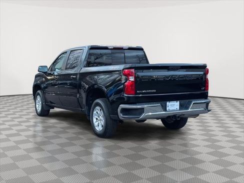 Used 2022 Chevrolet Silverado 1500 LT w/ Convenience Package II image 5