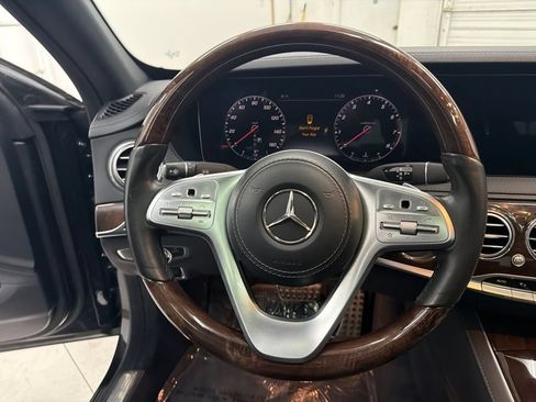 Certified 2019 Mercedes-Benz S 560 4MATIC Sedan image 15