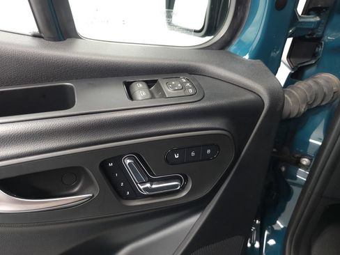 Used 2024 Mercedes-Benz Sprinter 2500 image 6