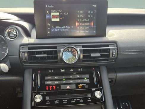 Certified 2025 Lexus IS 350 F Sport image 19