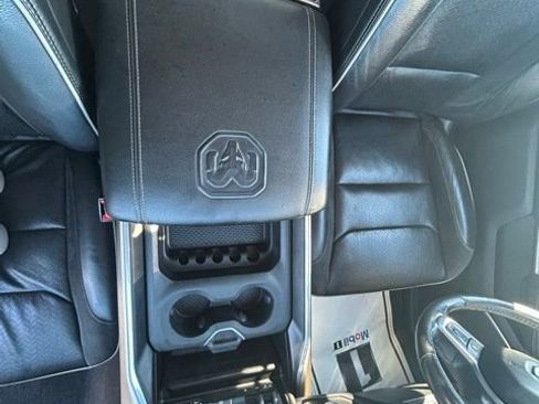 Used 2019 RAM 1500 Laramie image 19