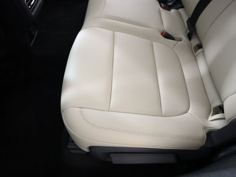 New 2025 Lincoln Corsair AWD image 14