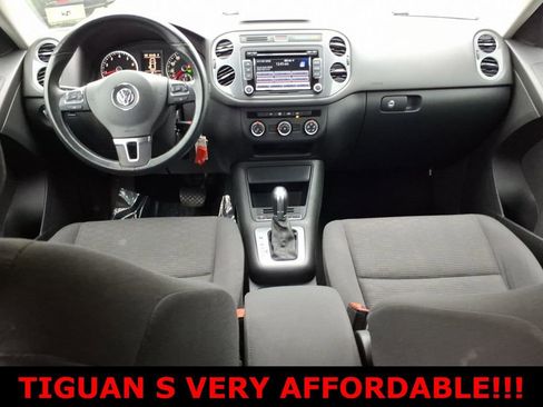 Used 2015 Volkswagen Tiguan S image 11