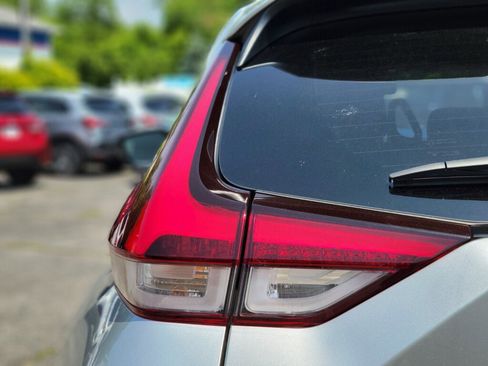 New 2025 Mitsubishi Eclipse Cross SE image 9