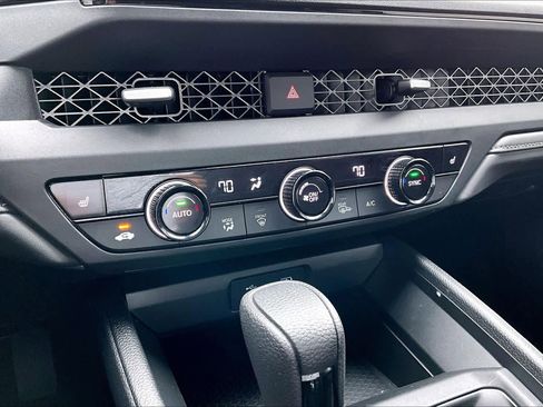 Used 2025 Honda Accord SE image 35