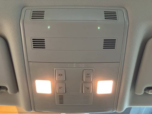 Used 2019 Volkswagen Jetta S w/ Driver Assistance Package image 22