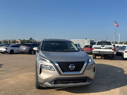 Certified 2021 Nissan Rogue SL FWD image 4