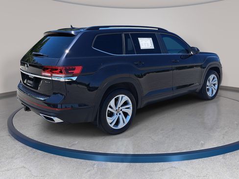 Certified 2023 Volkswagen Atlas SE w/ Panoramic Sunroof Package AWD/4WD image 5