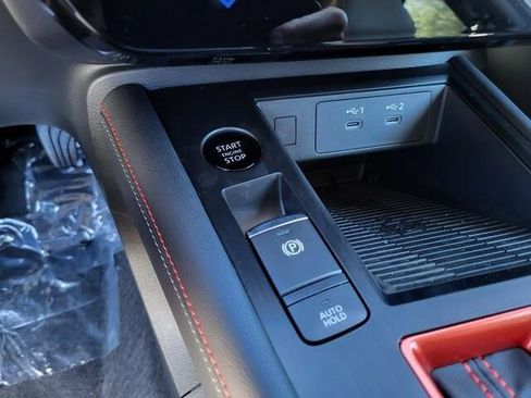 New 2025 Nissan Kicks SR w/ Illumination Package image 10