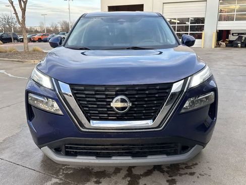 Used 2023 Nissan Rogue SV image 7
