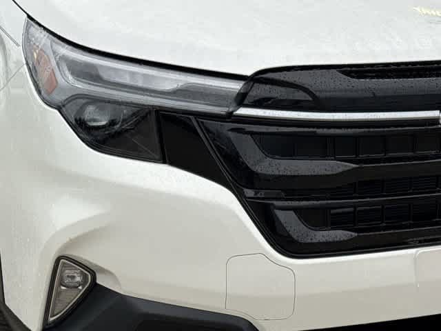 New 2026 Subaru Forester Touring AWD/4WD image 10