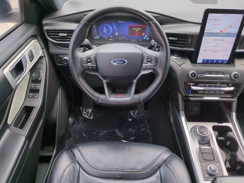Used 2020 Ford Explorer ST w/ ST Street Pack AWD/4WD image 16