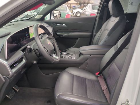 Certified 2025 Cadillac XT4 Sport image 20
