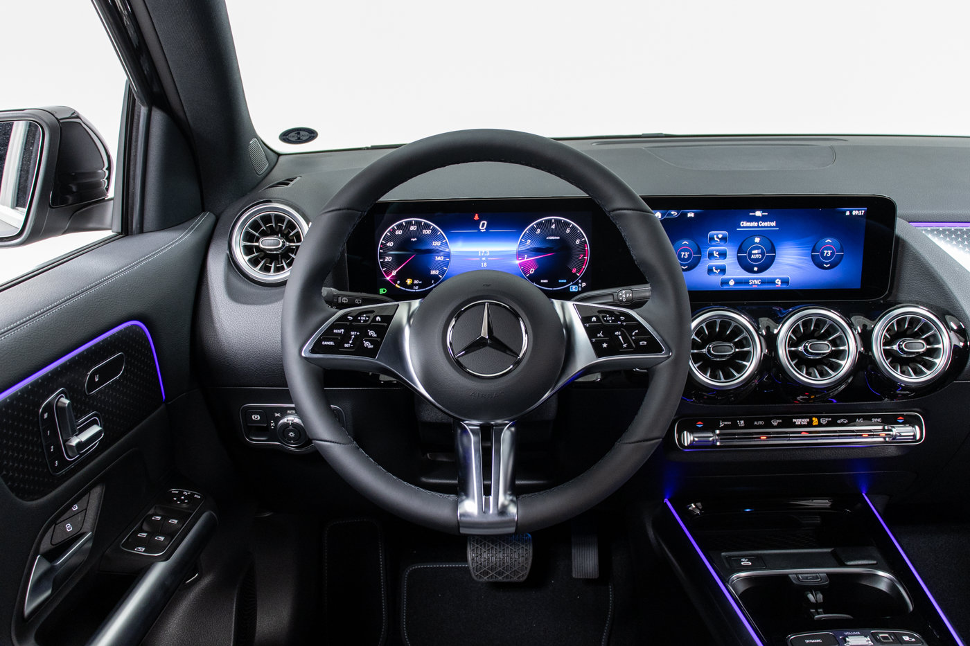 Used 2025 Mercedes-Benz GLA 250 4MATIC image 18