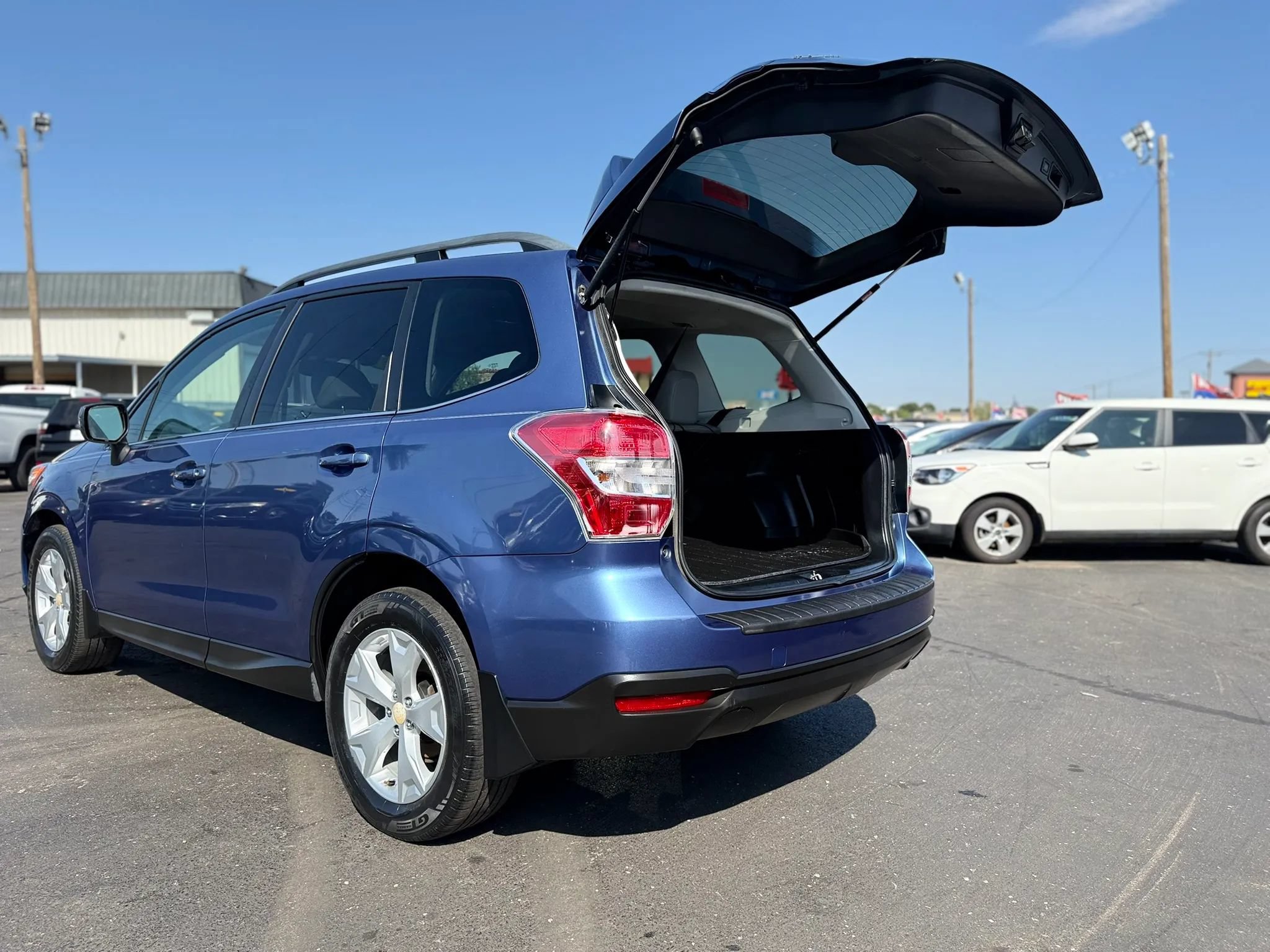 Used 2015 Subaru Forester 2.5i Limited AWD/4WD image 39