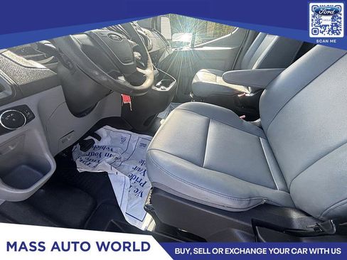 Used 2017 Ford Transit 250 130 Low Roof image 10