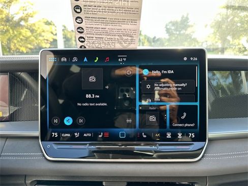 New 2025 Volkswagen Tiguan SE image 17