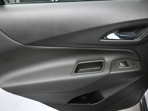 Used 2024 Chevrolet Equinox LT image 19