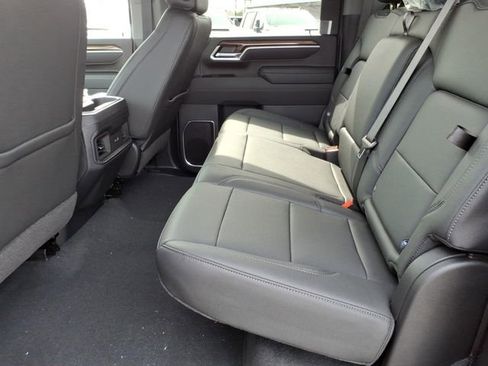 New 2026 Chevrolet Silverado 3500 LT w/ All Star Edition AWD/4WD image 9